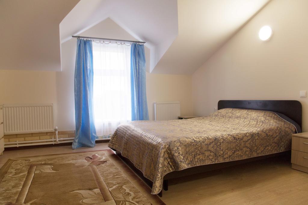 Skobar Mini Hotel Pskov Luaran gambar